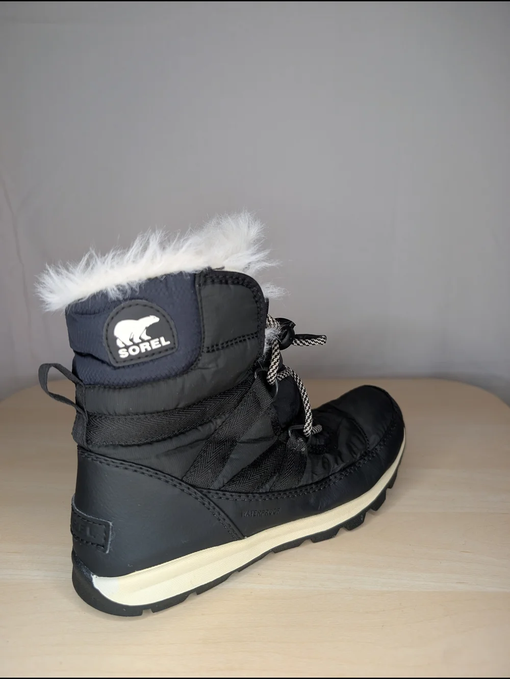 Sorel Girl Whitney Boot Size 4 Black Nylon Quilted Lace Up Bootie Waterproof